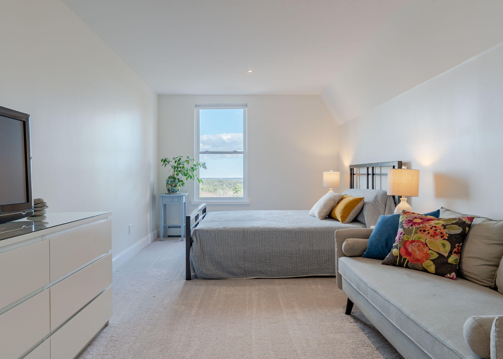 563 Ridge Road Bowdoinham ME 04008