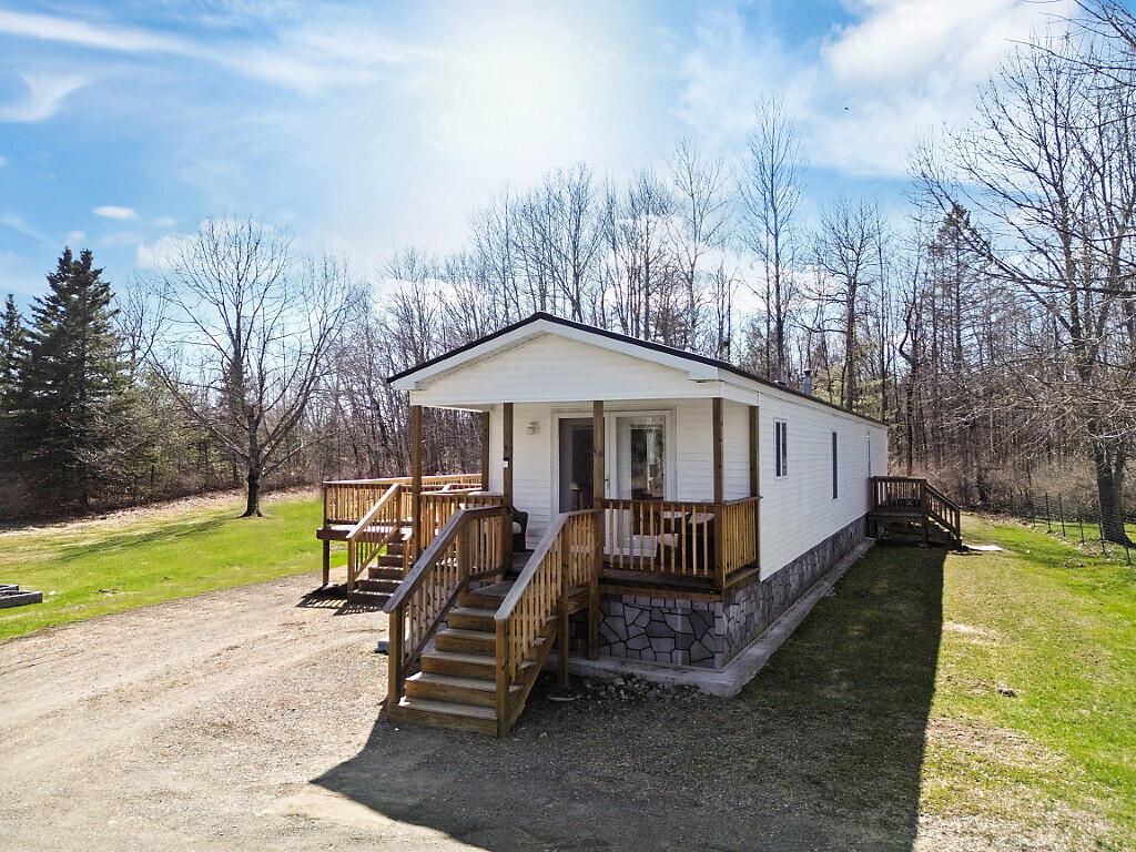 414 Bellsqueeze Road Benton ME 04901