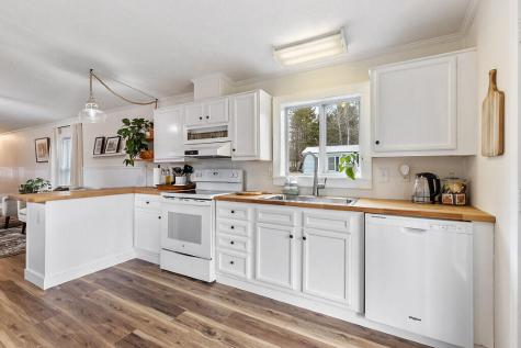 414 Bellsqueeze Road Benton ME 04901