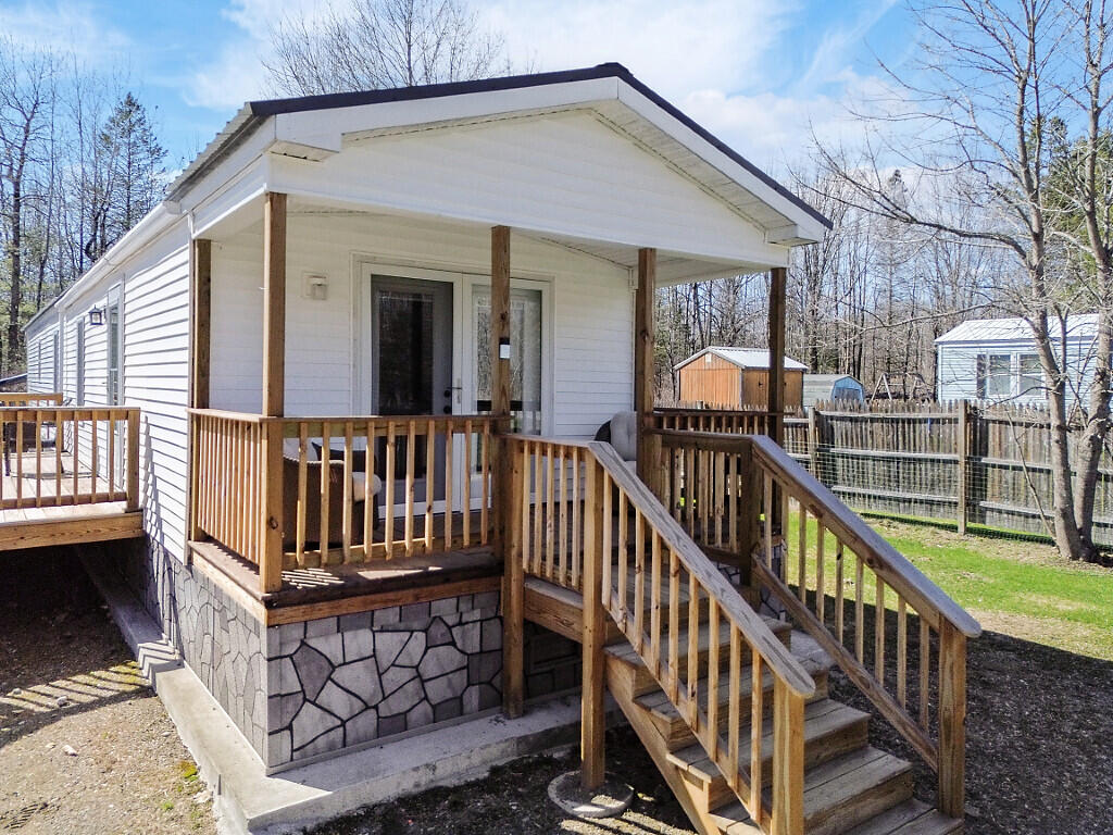 414 Bellsqueeze Road Benton ME 04901