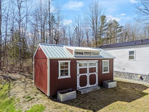 414 Bellsqueeze Road Benton ME 04901