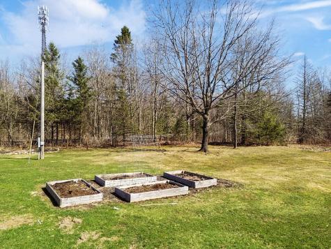 414 Bellsqueeze Road Benton ME 04901