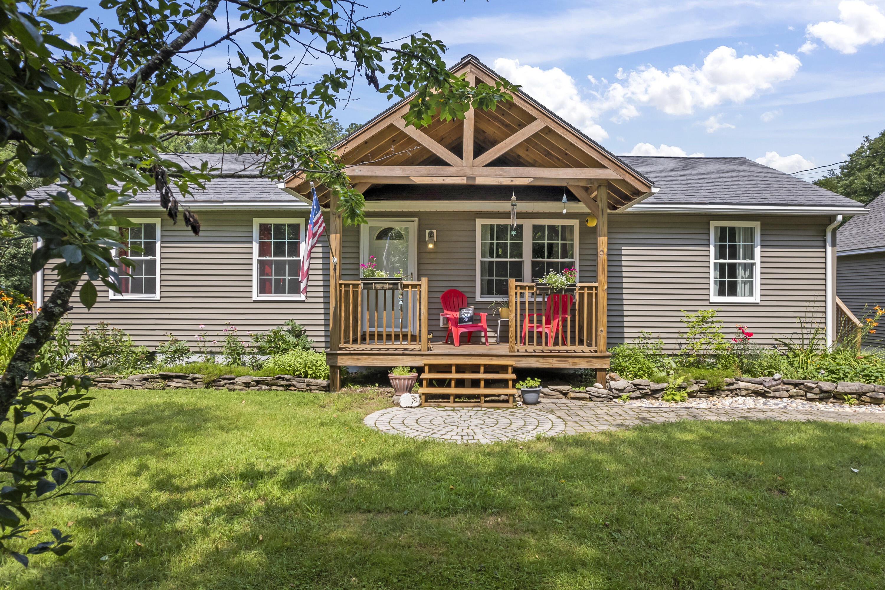 393 Sutherland Pond Road Sabattus ME 04280