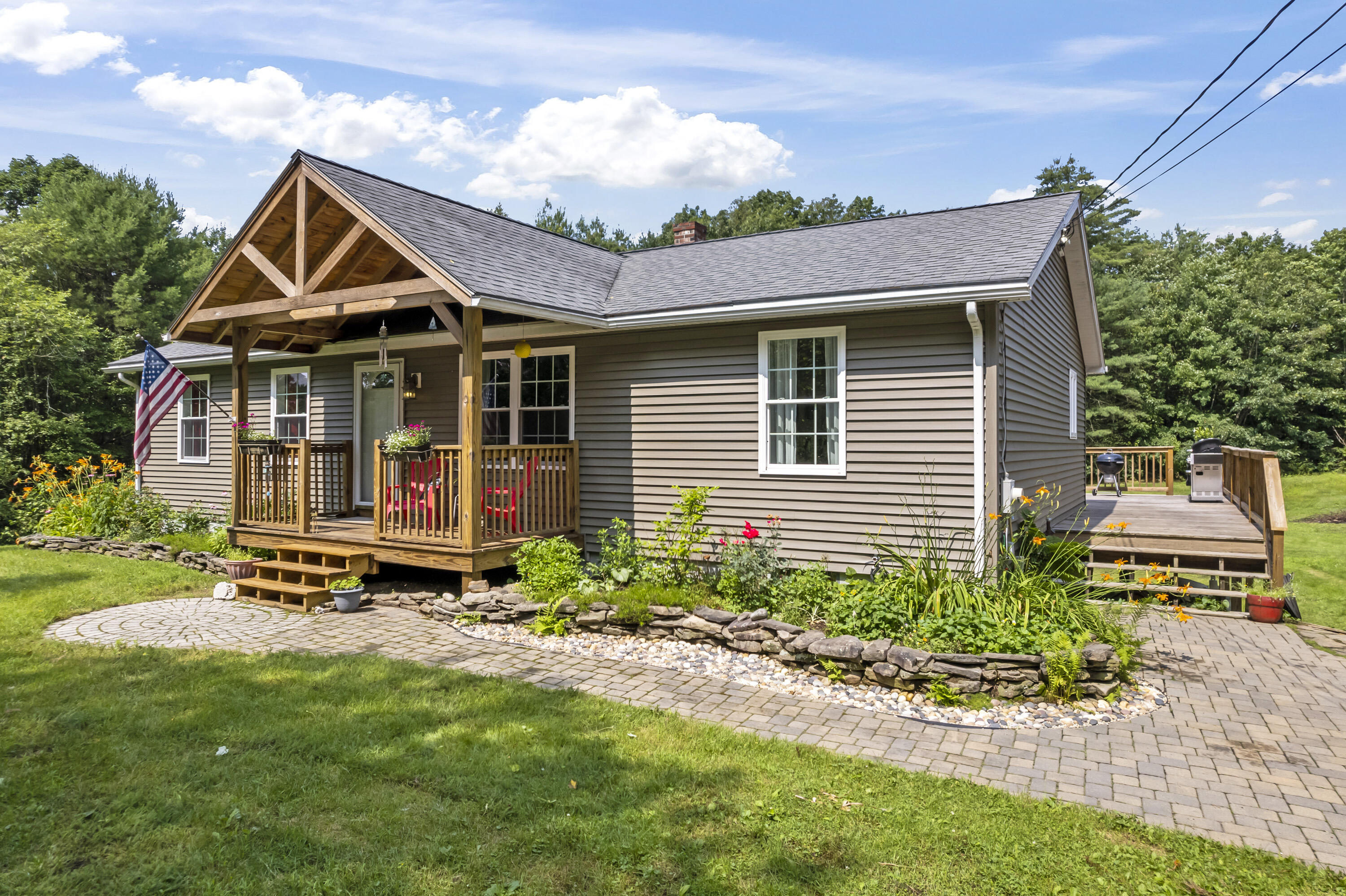 393 Sutherland Pond Road Sabattus ME 04280