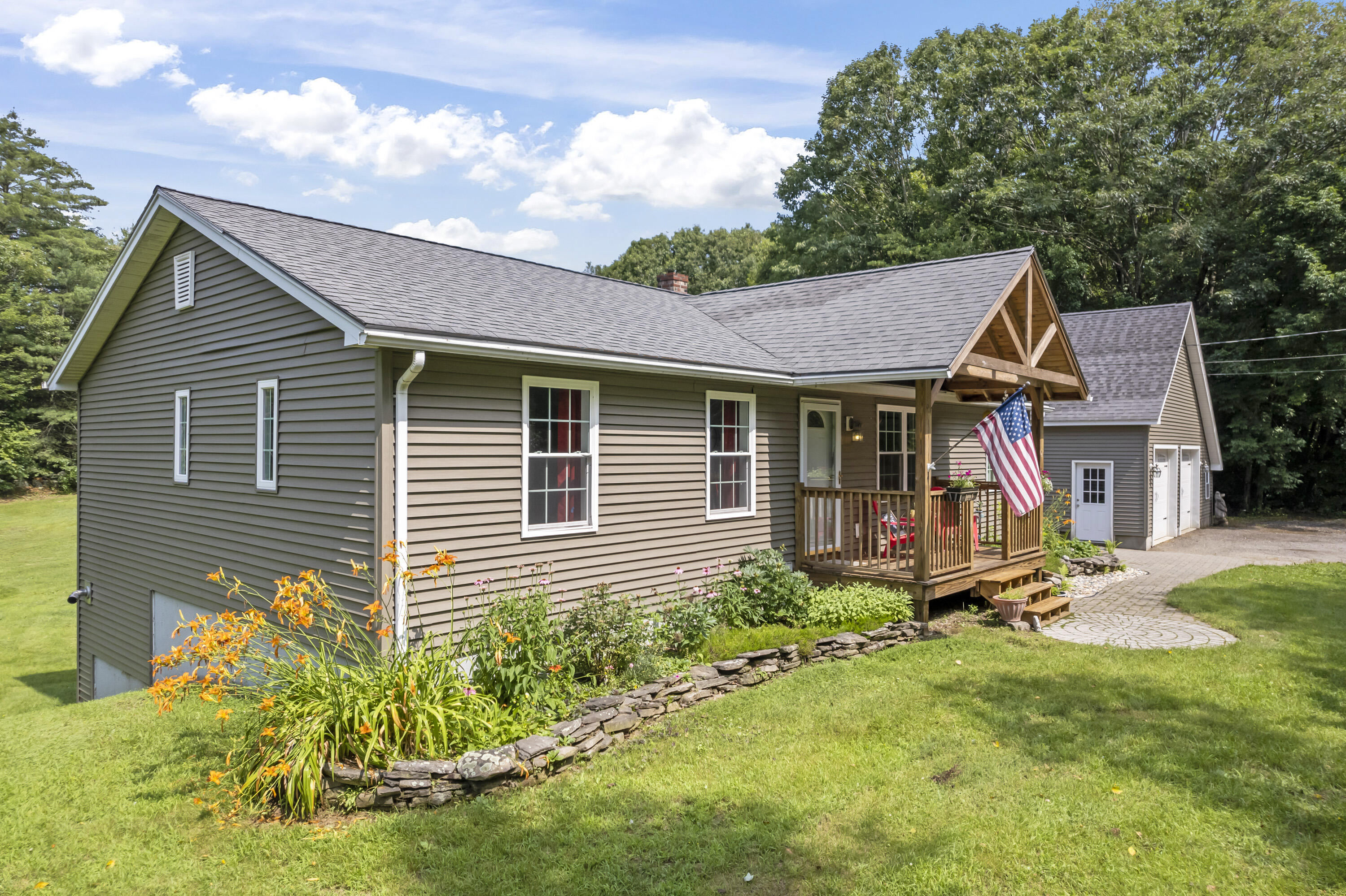 393 Sutherland Pond Road Sabattus ME 04280