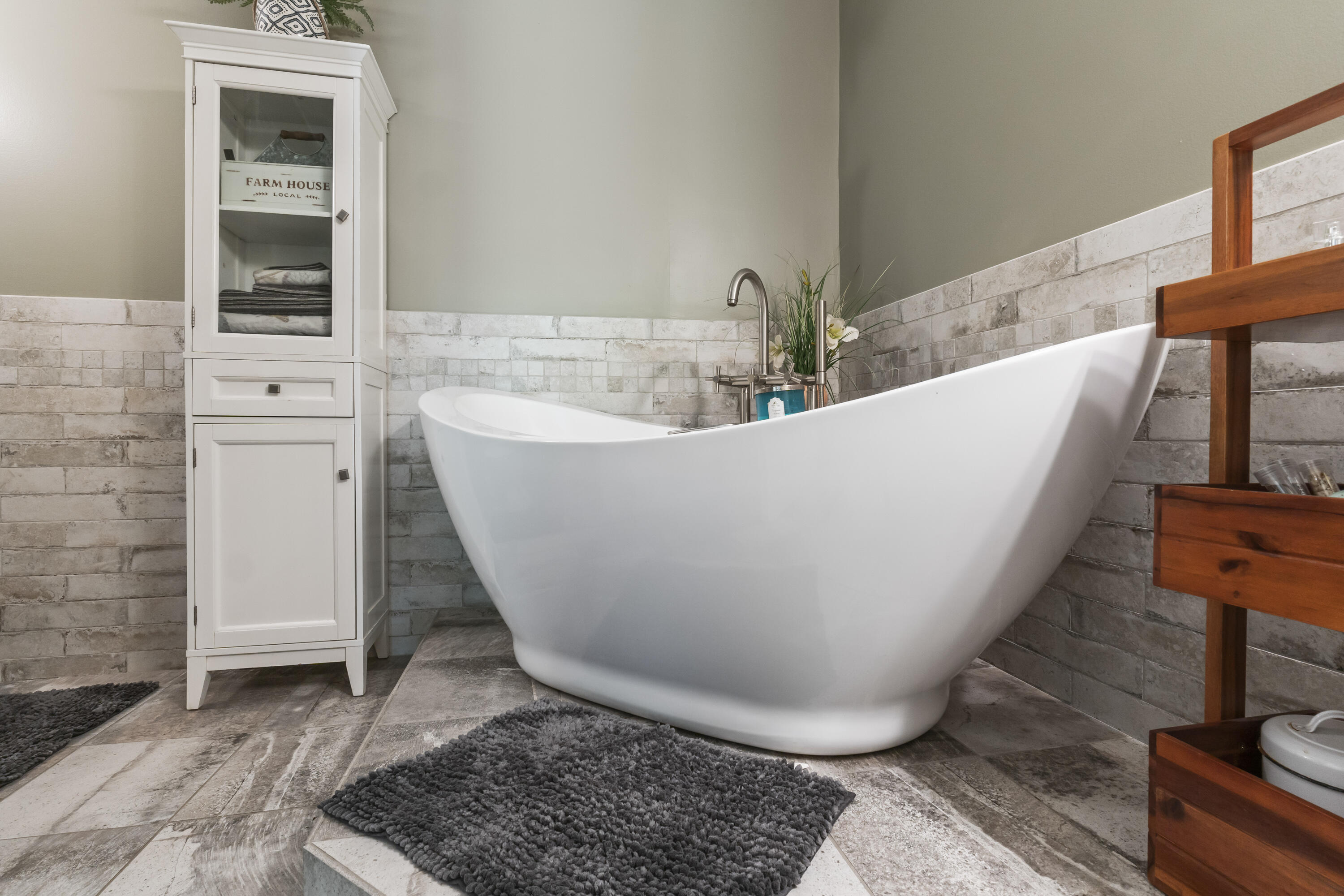 393 Sutherland Pond Road Sabattus ME 04280