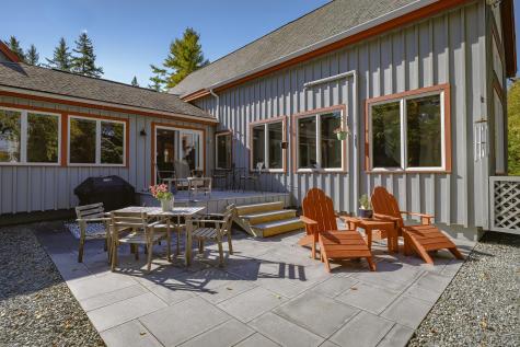 35 Brinton Road Sorrento ME 04677