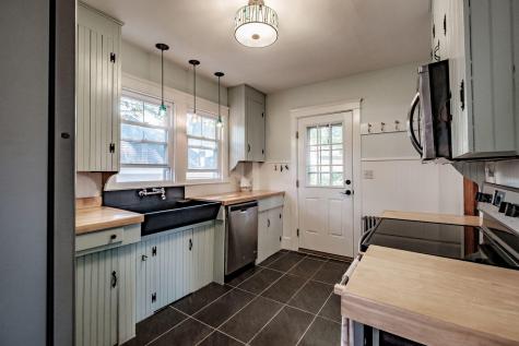23 Hillis Street Portland ME 04103