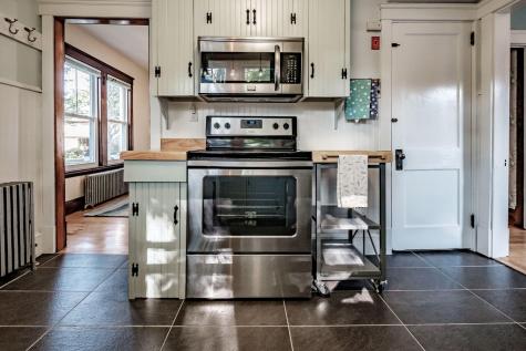 23 Hillis Street Portland ME 04103