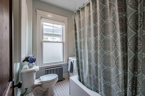 23 Hillis Street Portland ME 04103