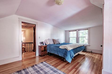 23 Hillis Street Portland ME 04103