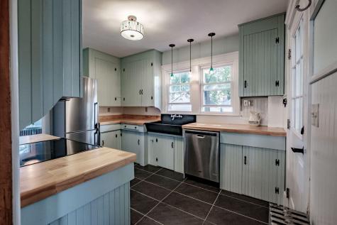 23 Hillis Street Portland ME 04103