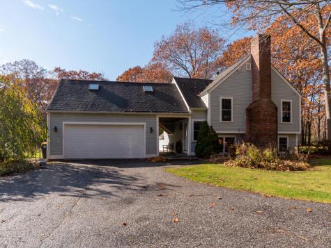 9 Winding Way Scarborough ME 04074