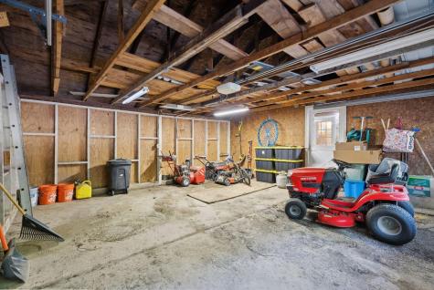 167 Sedgley Road Greene ME 04236