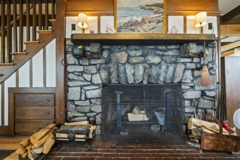 4 Hamlin Place York ME 03909