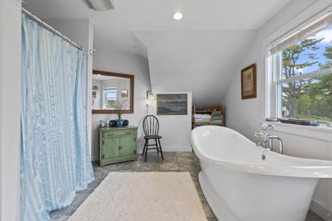 4 Hamlin Place York ME 03909