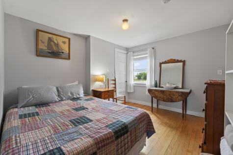 4 Hamlin Place York ME 03909