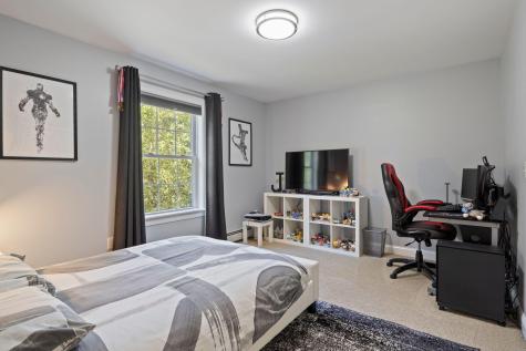 16 Old Orchard Road Gorham ME 04038