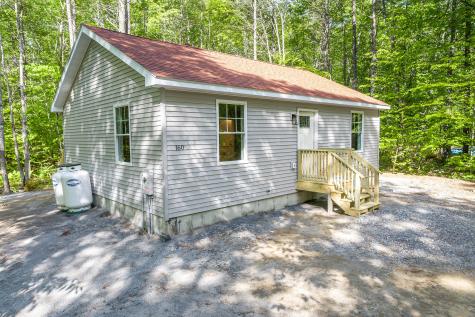 160 Maplewood Drive Naples ME 04055