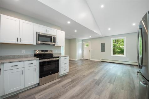 160 Maplewood Drive Naples ME 04055