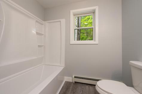 160 Maplewood Drive Naples ME 04055