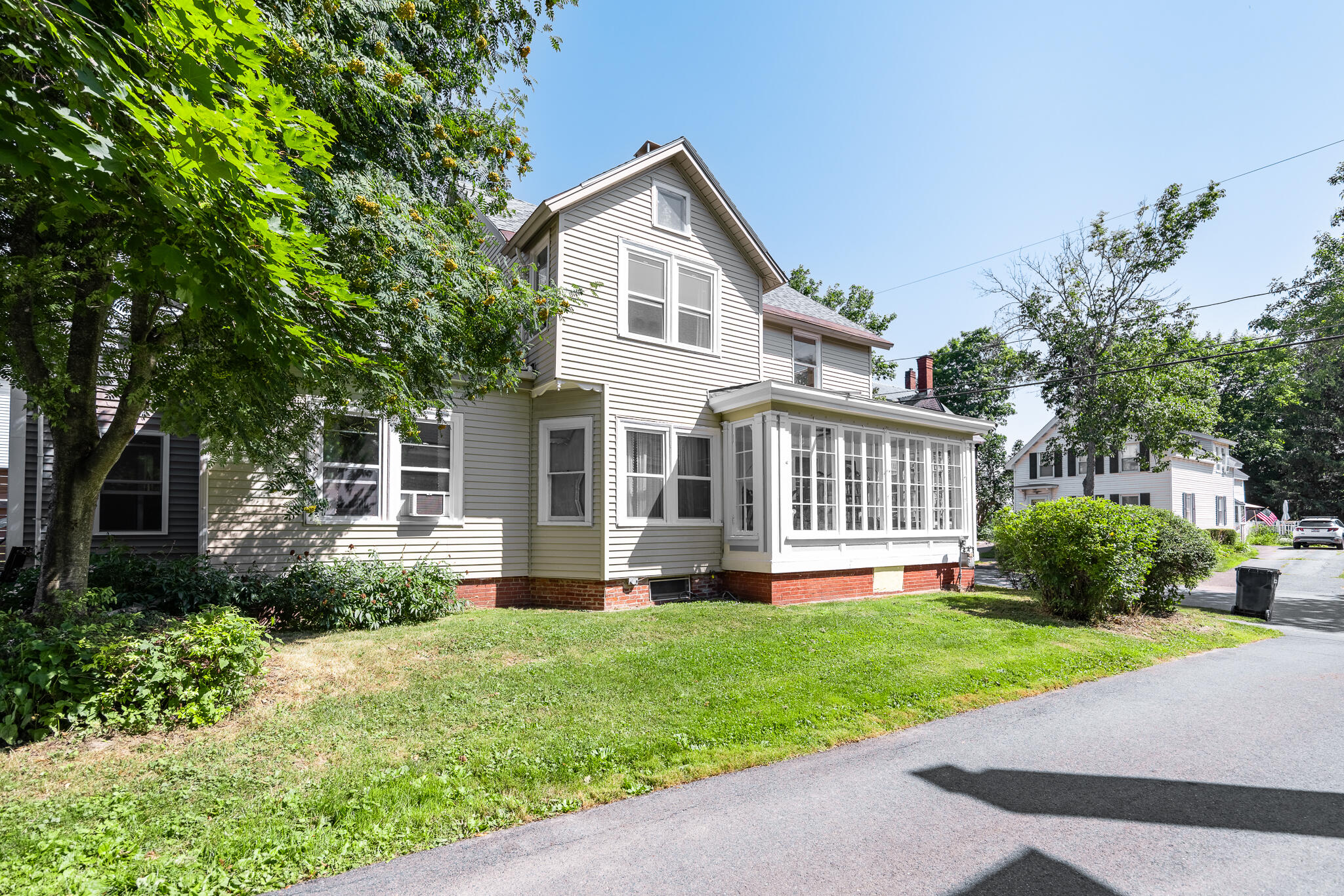 42 Maple Street Bangor ME 04401