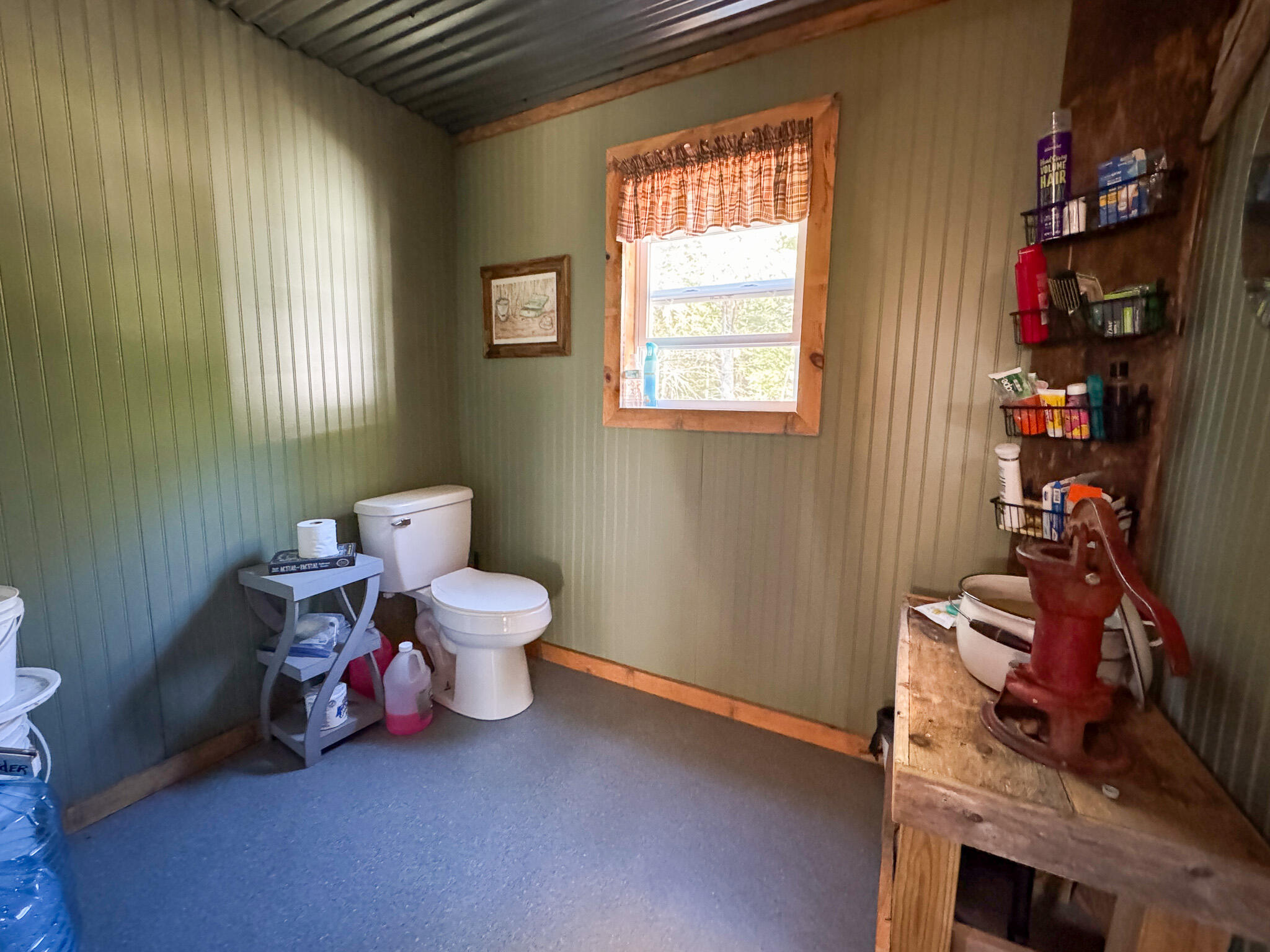 10 Crooked Pond Road Lincoln ME 04457