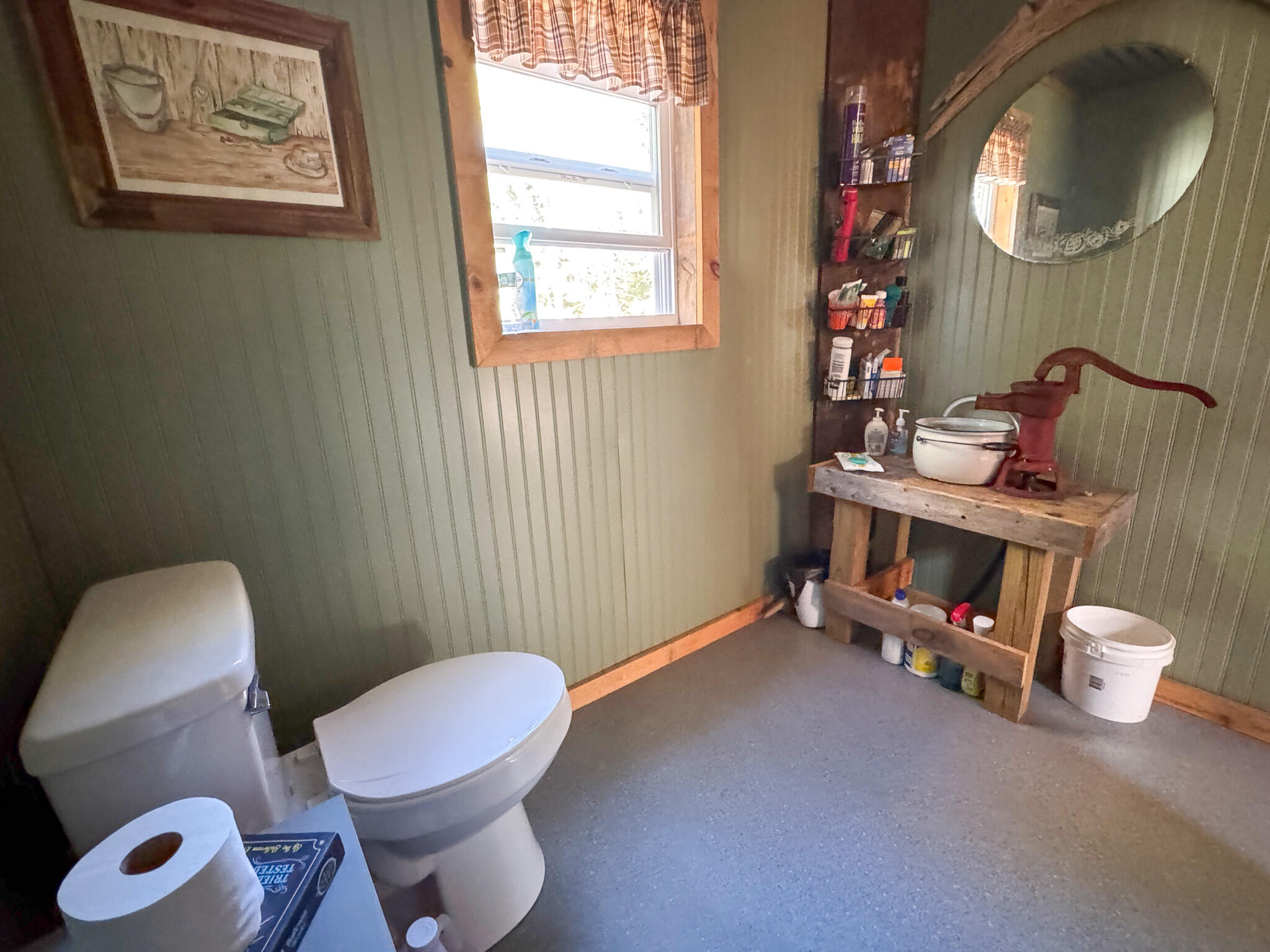 10 Crooked Pond Road Lincoln ME 04457