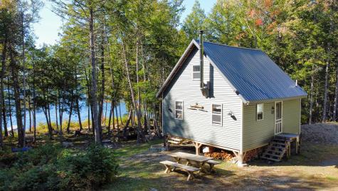 10 Crooked Pond Road Lincoln ME 04457