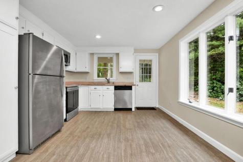 398 W Main Street Yarmouth ME 04096