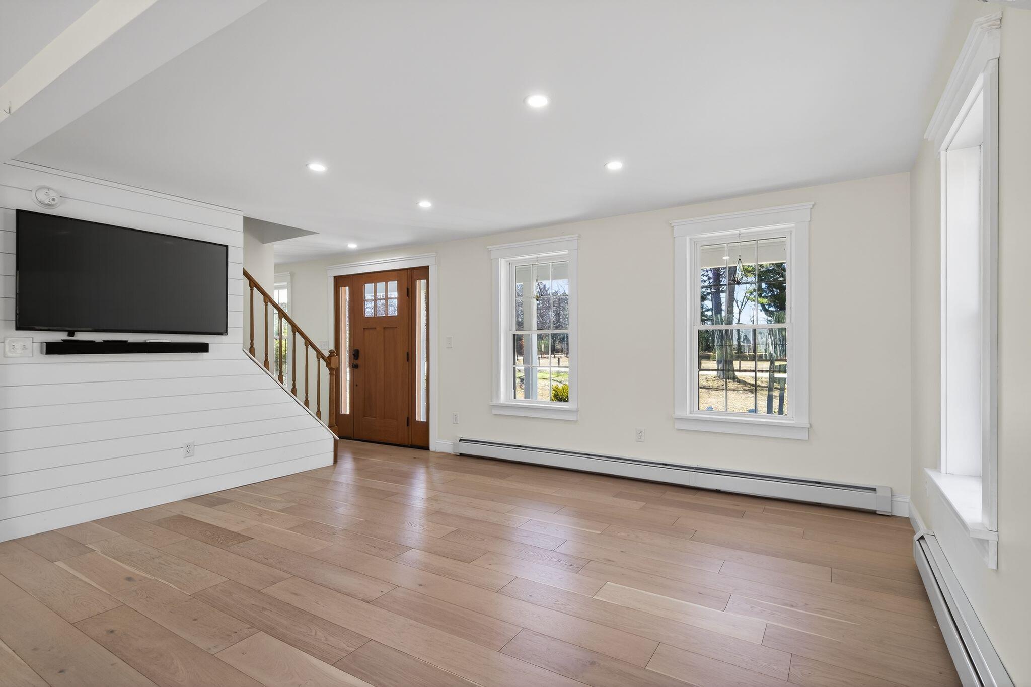 12 W 2nd Street North Berwick ME 03906