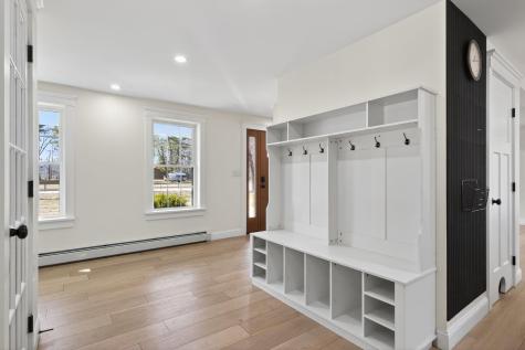 12 W 2nd Street North Berwick ME 03906