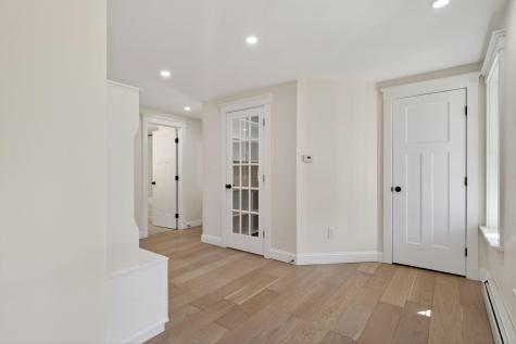 12 W 2nd Street North Berwick ME 03906