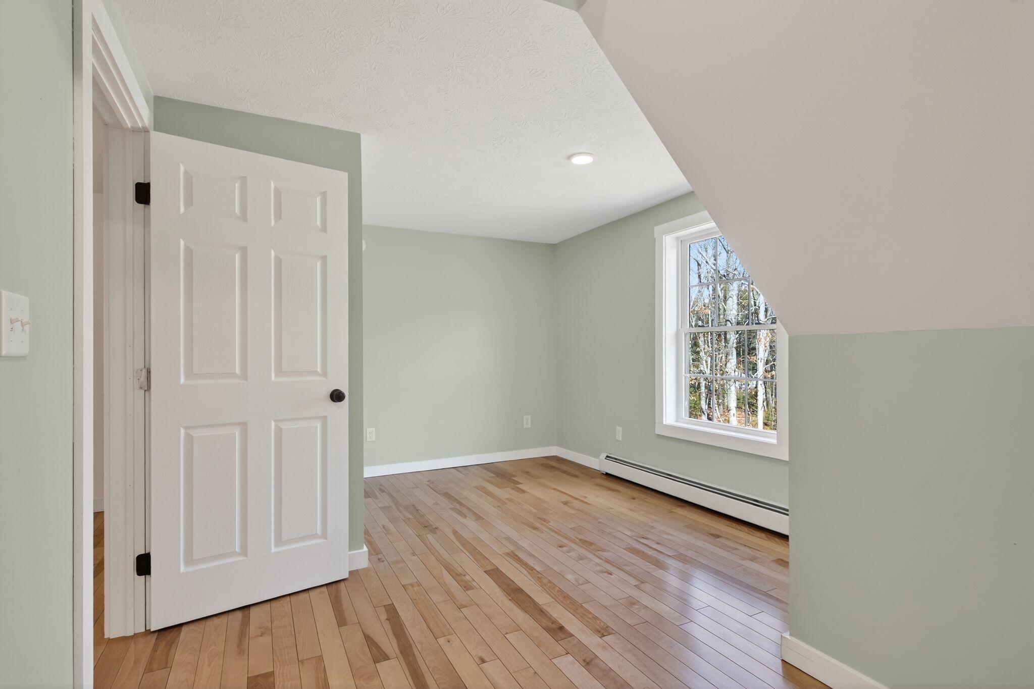 12 W 2nd Street North Berwick ME 03906