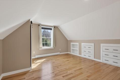 12 W 2nd Street North Berwick ME 03906
