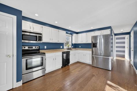 20 Sedgewood Drive Kennebunk ME 04043