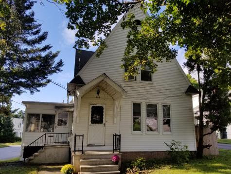 629 Sabattus Street Lewiston ME 04240