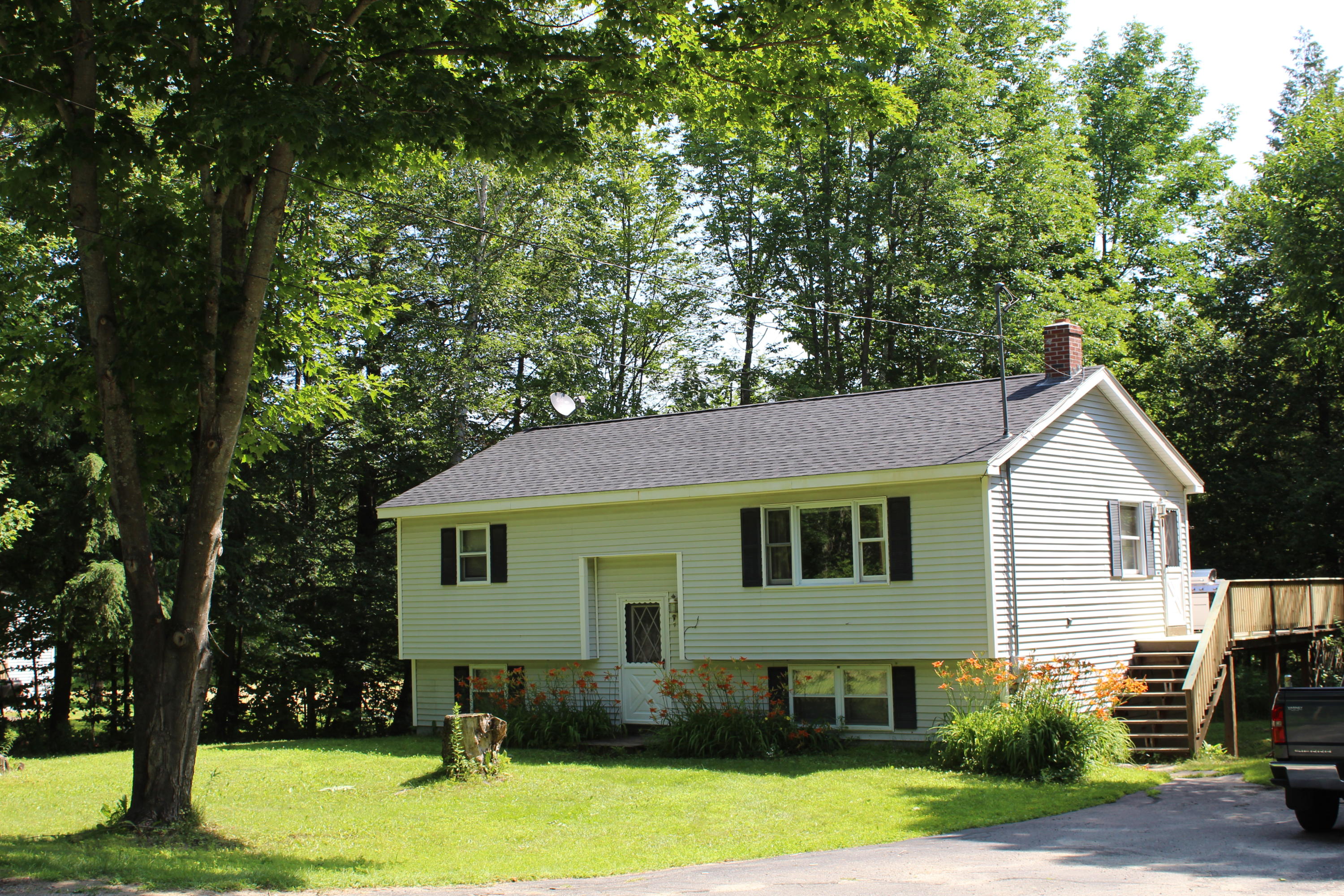 3503 Middle Road Sidney Maine Real Estate Listing MLS 1425126