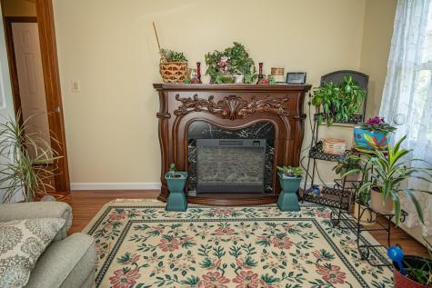 206 Fairview Avenue Auburn ME 04210