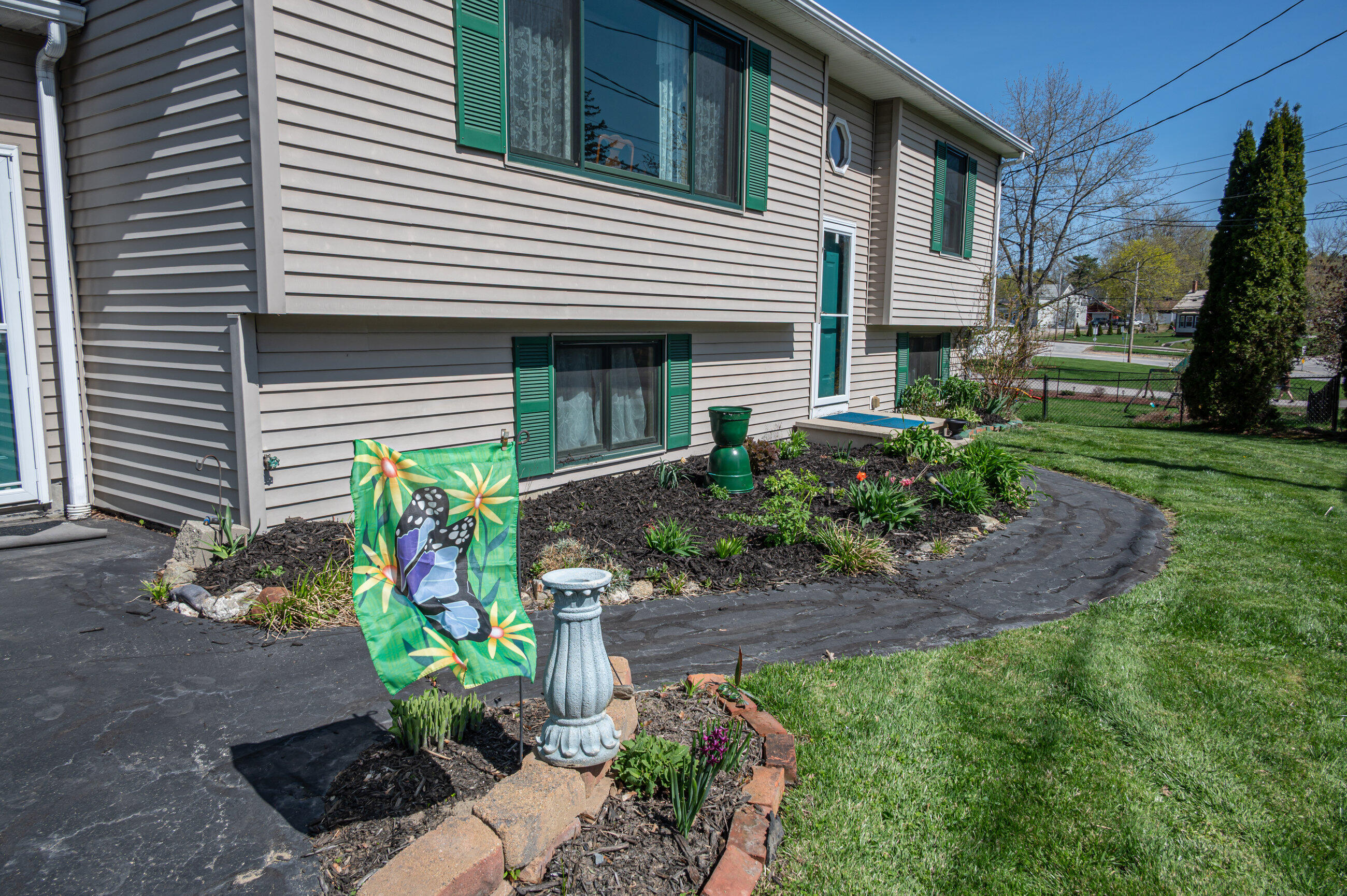 206 Fairview Avenue Auburn ME 04210