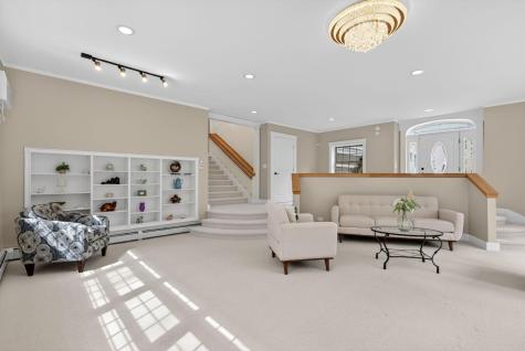 31 Old Blue Point Road Scarborough ME 04074