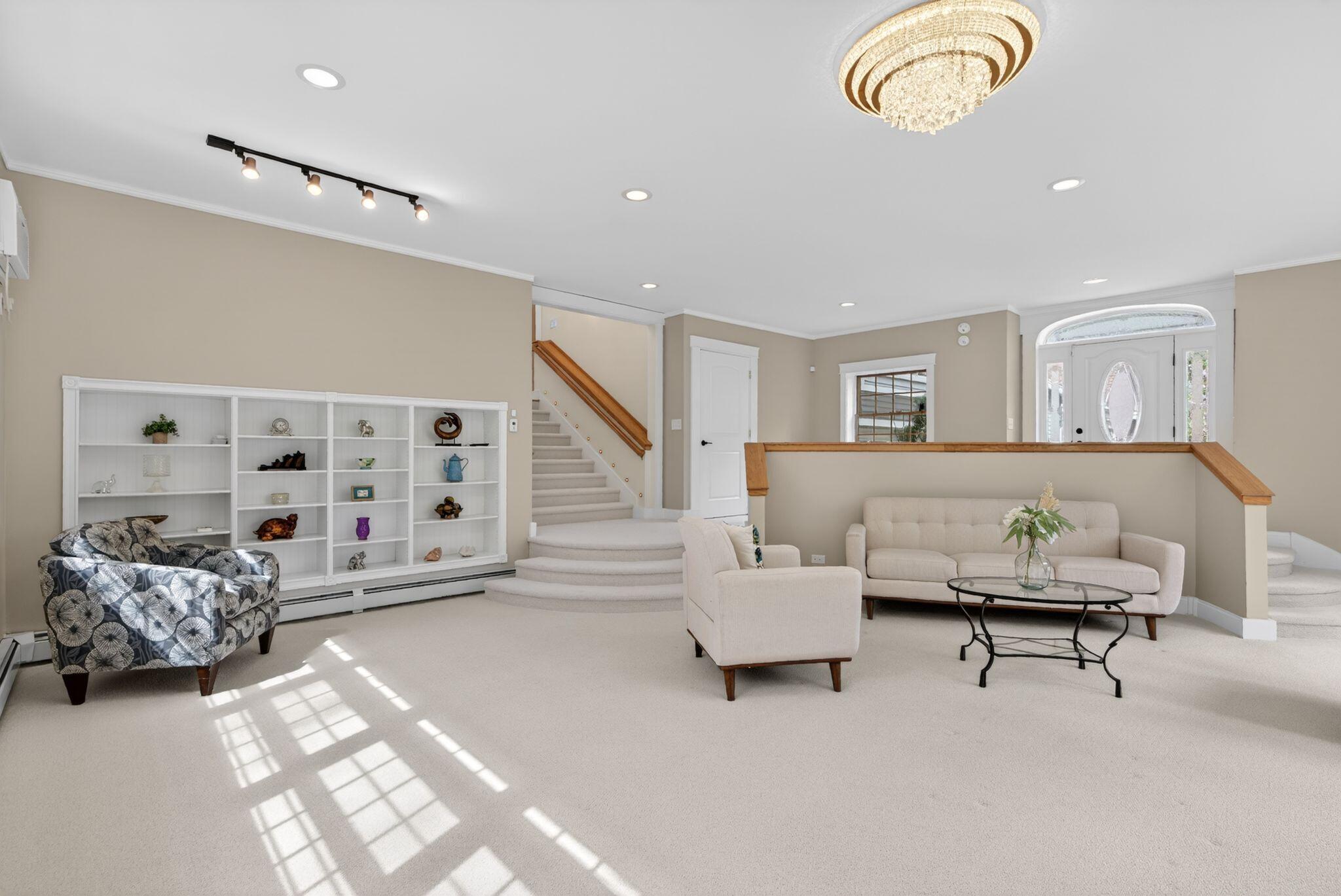 31 Old Blue Point Road Scarborough ME 04074