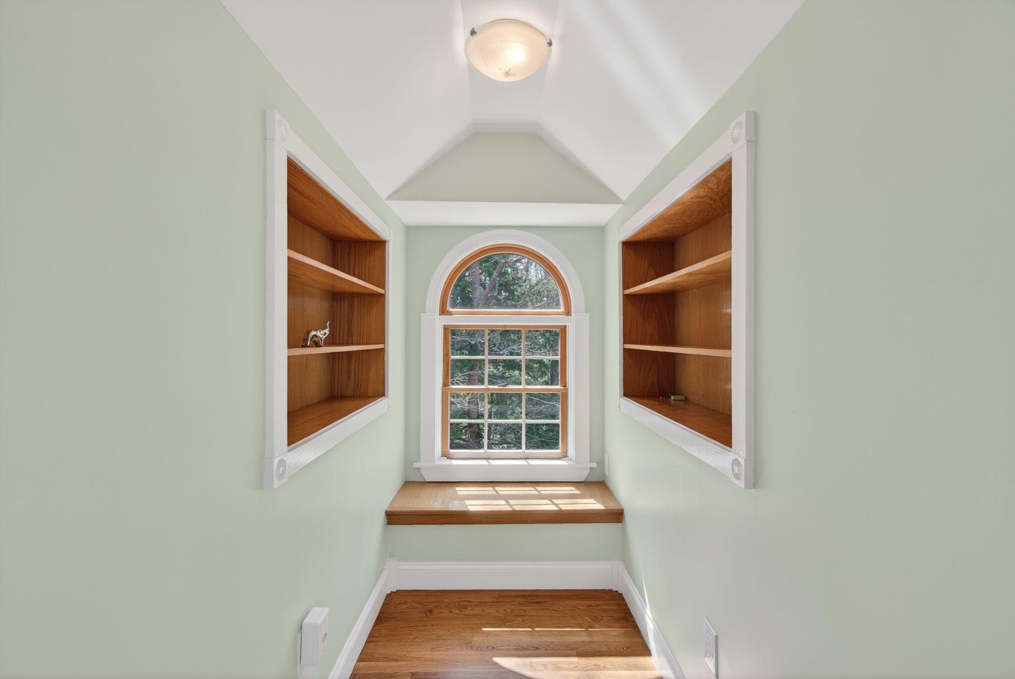 31 Old Blue Point Road Scarborough ME 04074