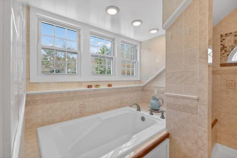 31 Old Blue Point Road Scarborough ME 04074