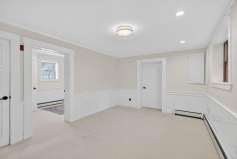 31 Old Blue Point Road Scarborough ME 04074