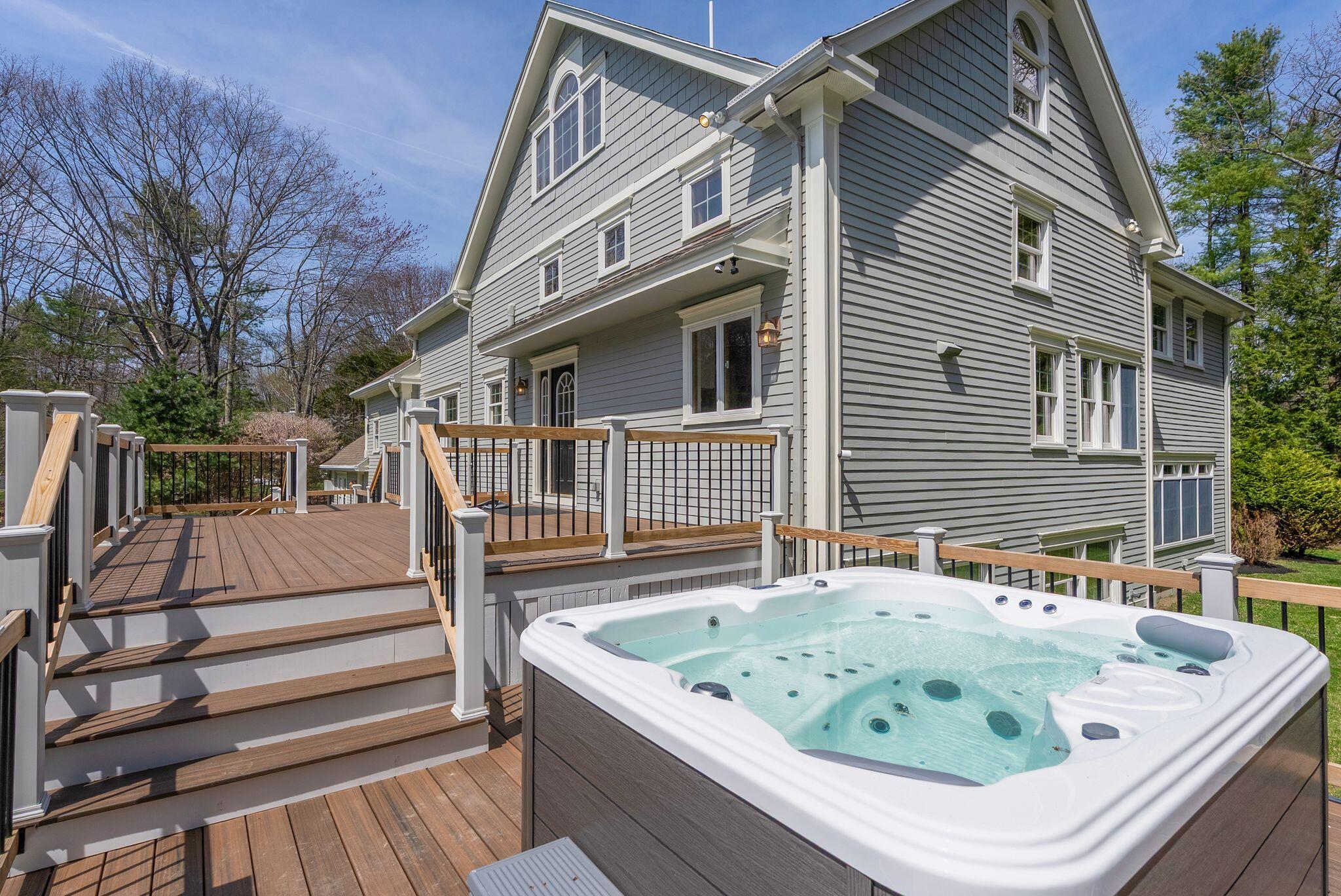 31 Old Blue Point Road Scarborough ME 04074