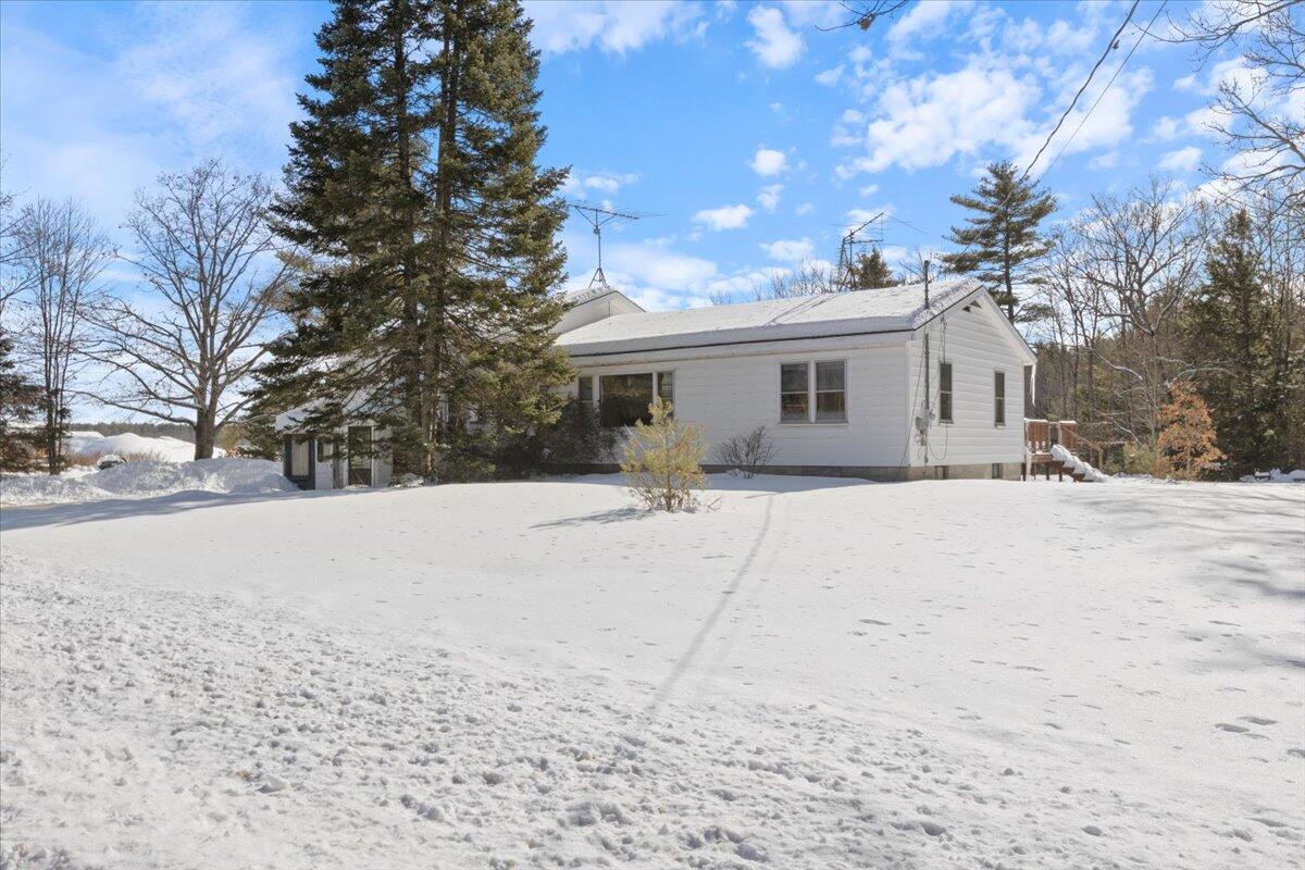 129 Central Avenue Limerick ME 04048