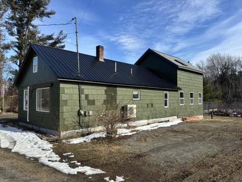 31 Hancock Street Dover-foxcroft ME 04426