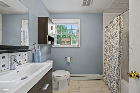 24 Caroline Crossing Hollis ME 04042