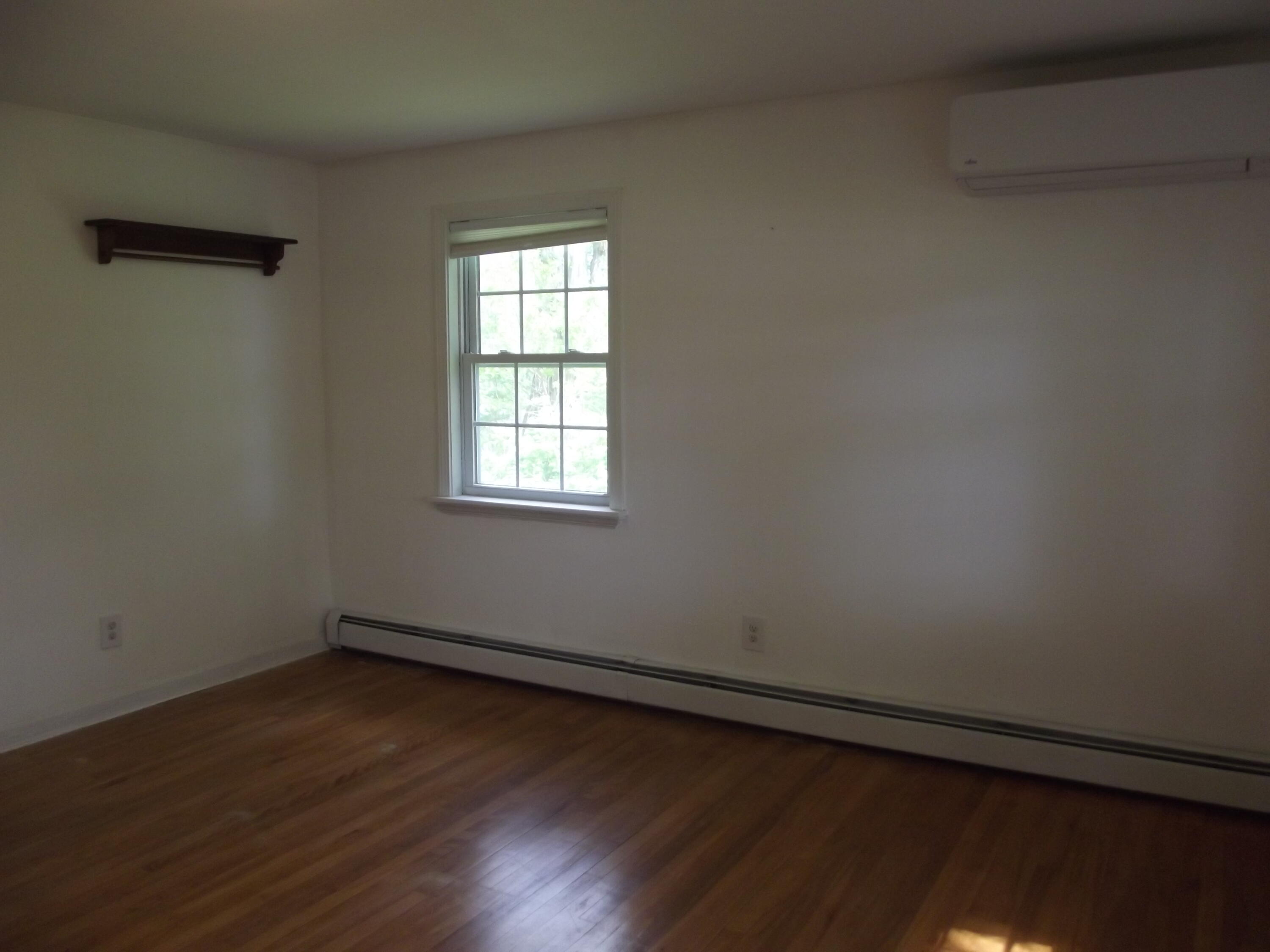 225 Skowhegan Fairfield ME 04937